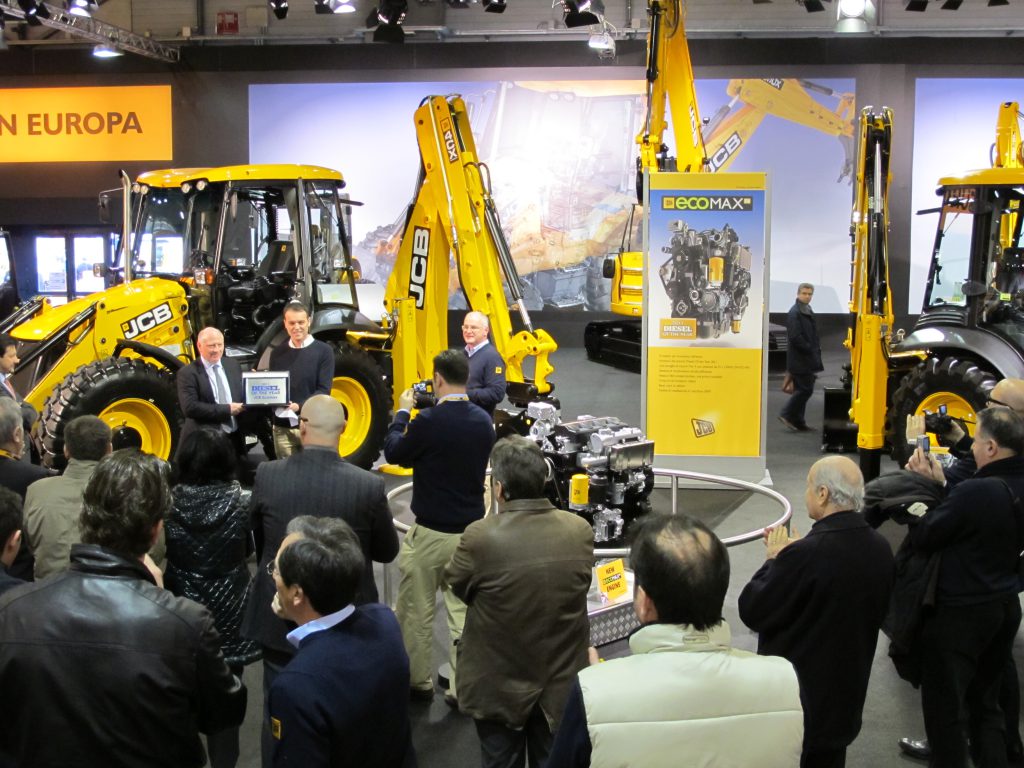 Jcb 75 anni